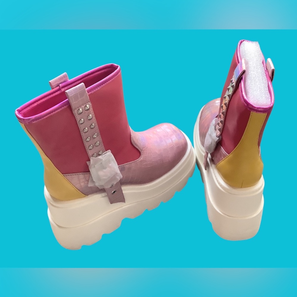 Cape Robbin Pink, white and Yellow Platform Ankle Boots Women’s size 10. NEW!